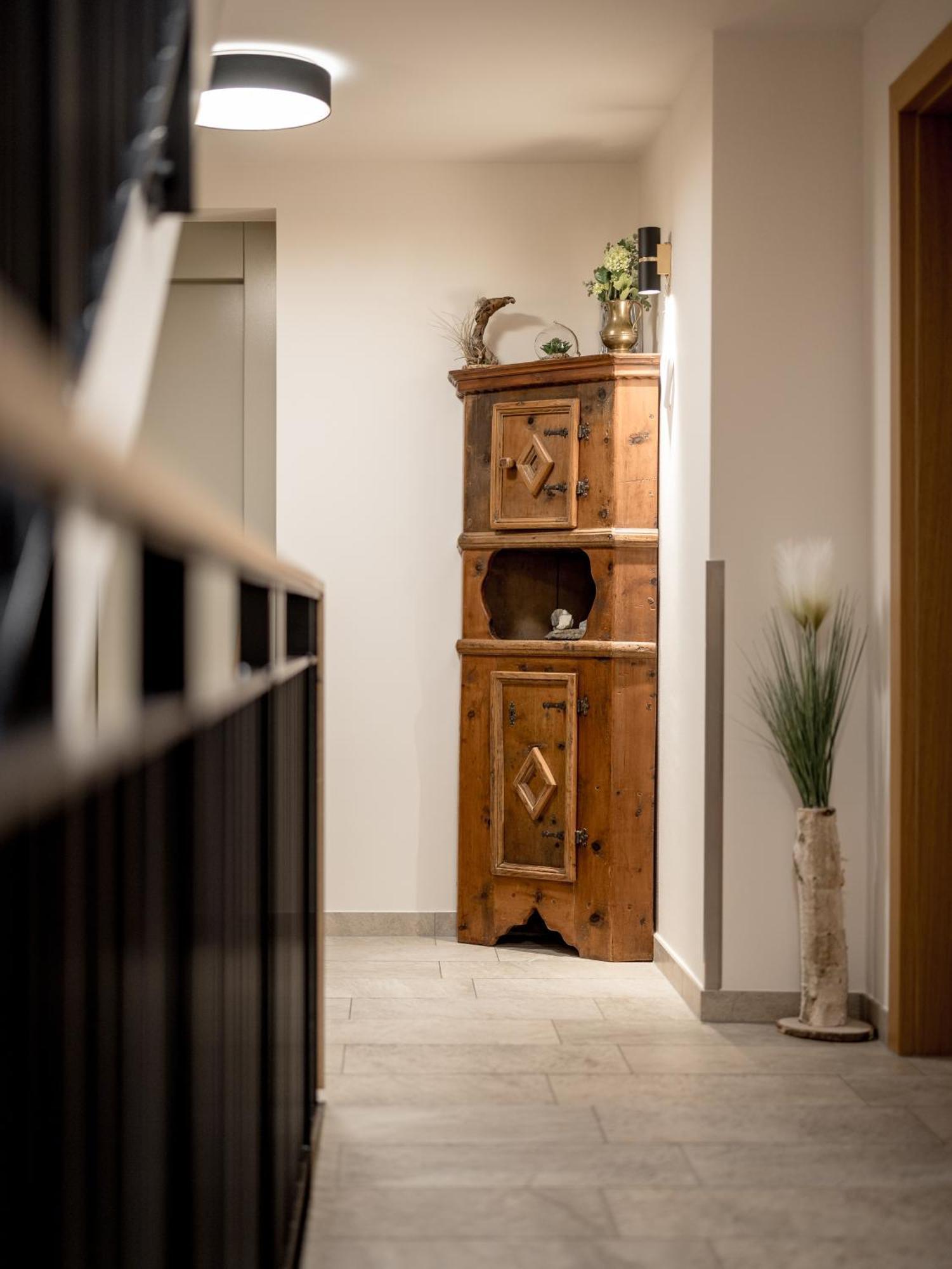 Отель Quality Hosts Arlberg - Haus Pepi Eiter Санкт-Антон-ам-Арльберг Экстерьер фото