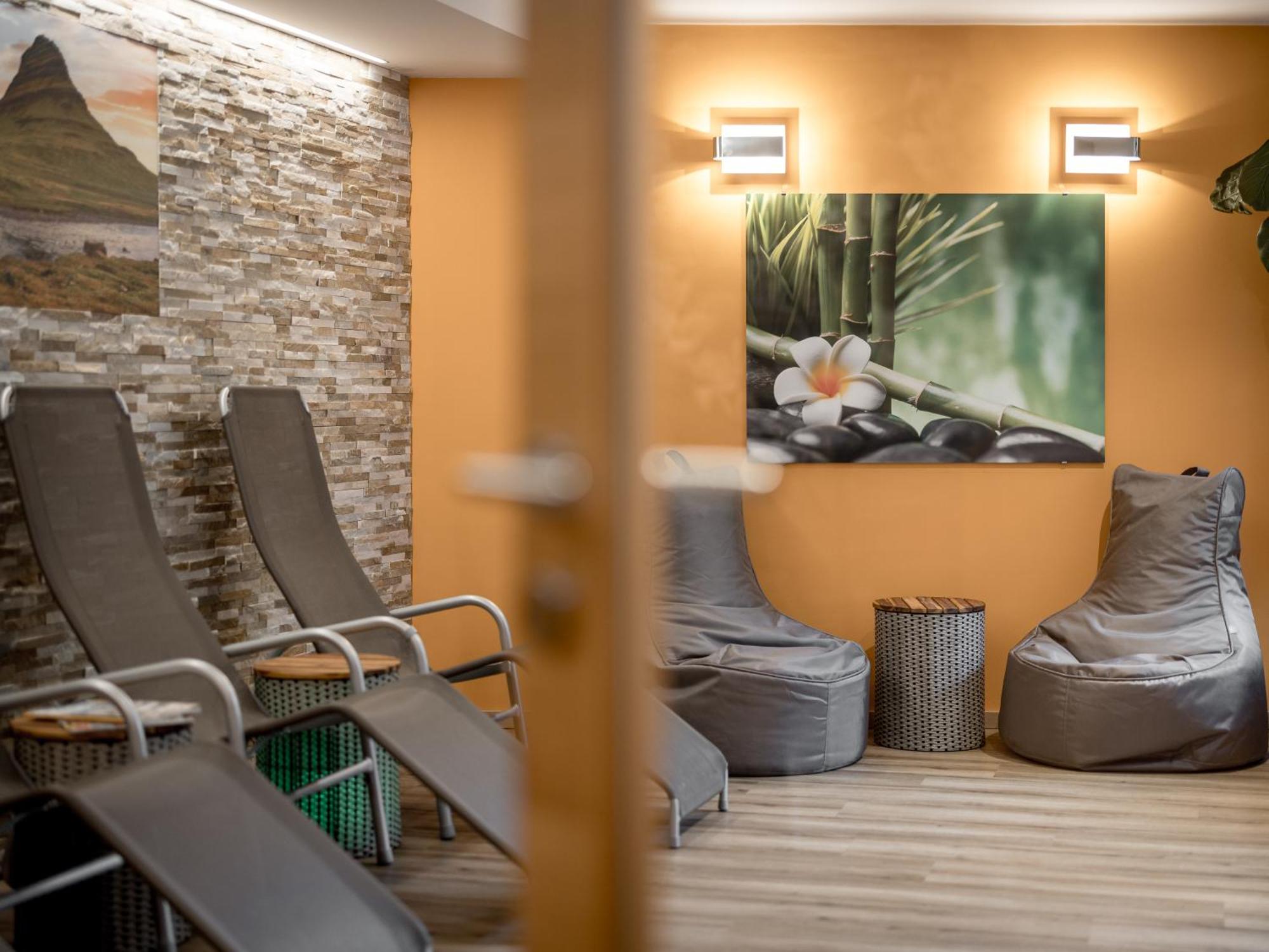 Отель Quality Hosts Arlberg - Haus Pepi Eiter Санкт-Антон-ам-Арльберг Экстерьер фото