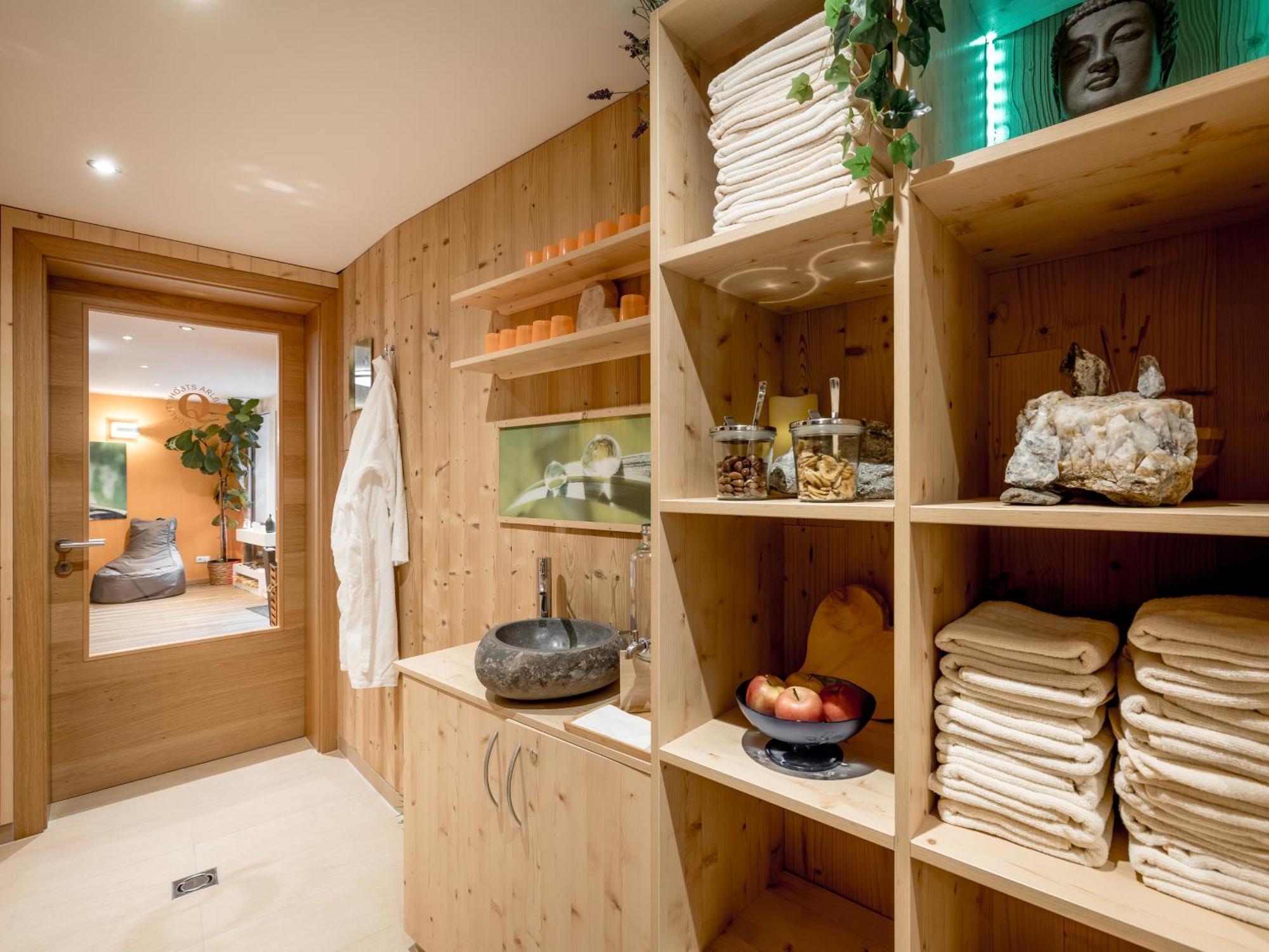 Отель Quality Hosts Arlberg - Haus Pepi Eiter Санкт-Антон-ам-Арльберг Экстерьер фото