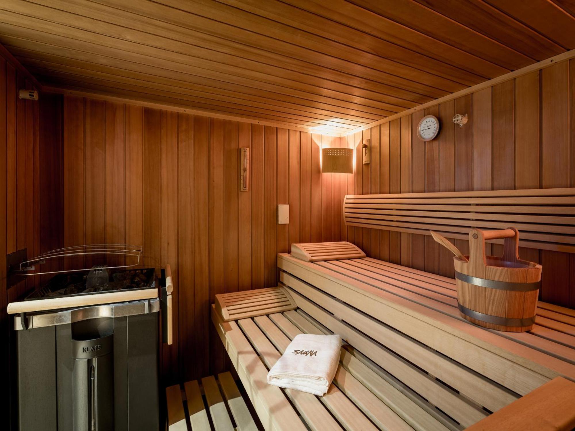 Отель Quality Hosts Arlberg - Haus Pepi Eiter Санкт-Антон-ам-Арльберг Экстерьер фото