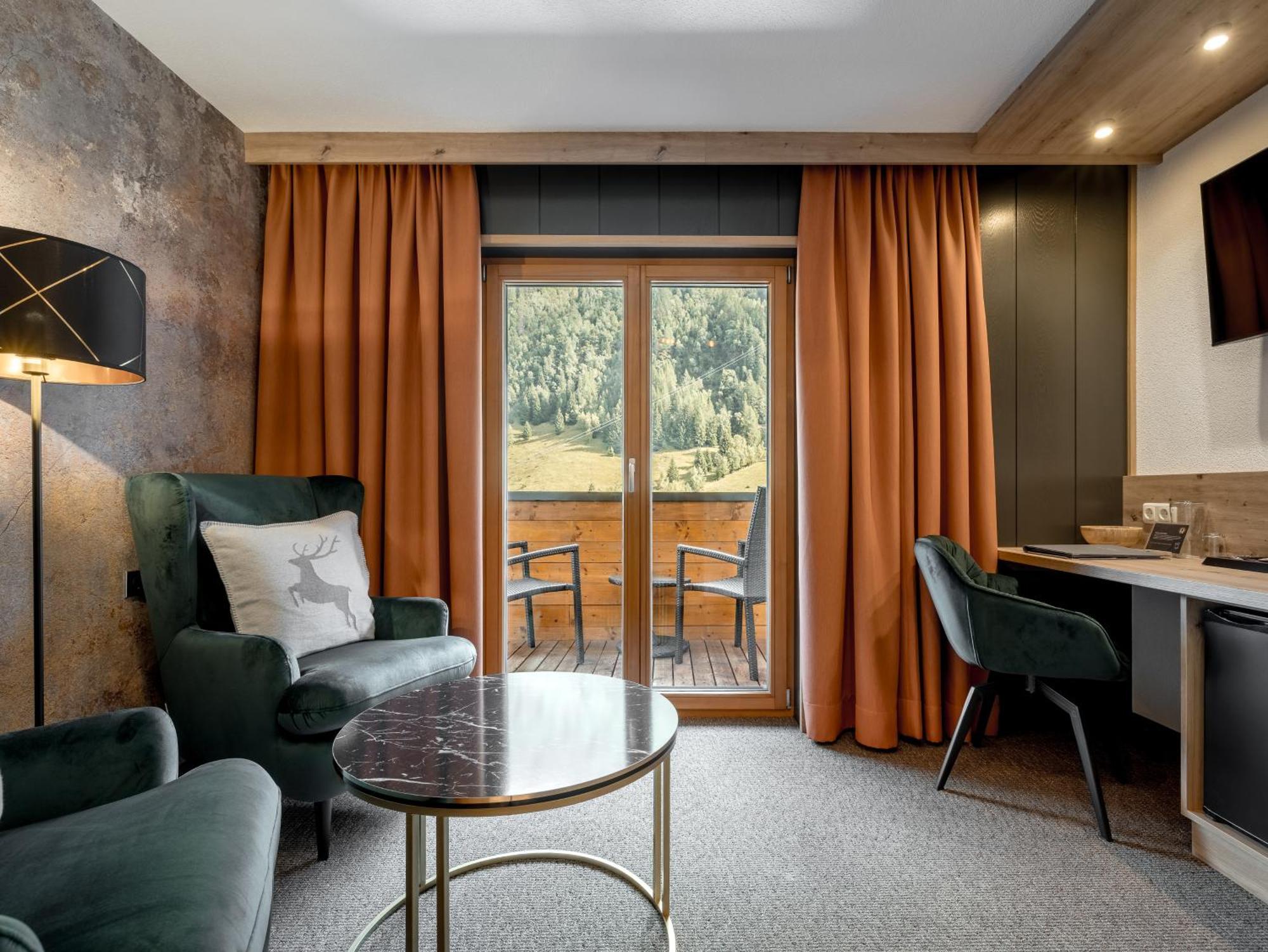 Отель Quality Hosts Arlberg - Haus Pepi Eiter Санкт-Антон-ам-Арльберг Экстерьер фото