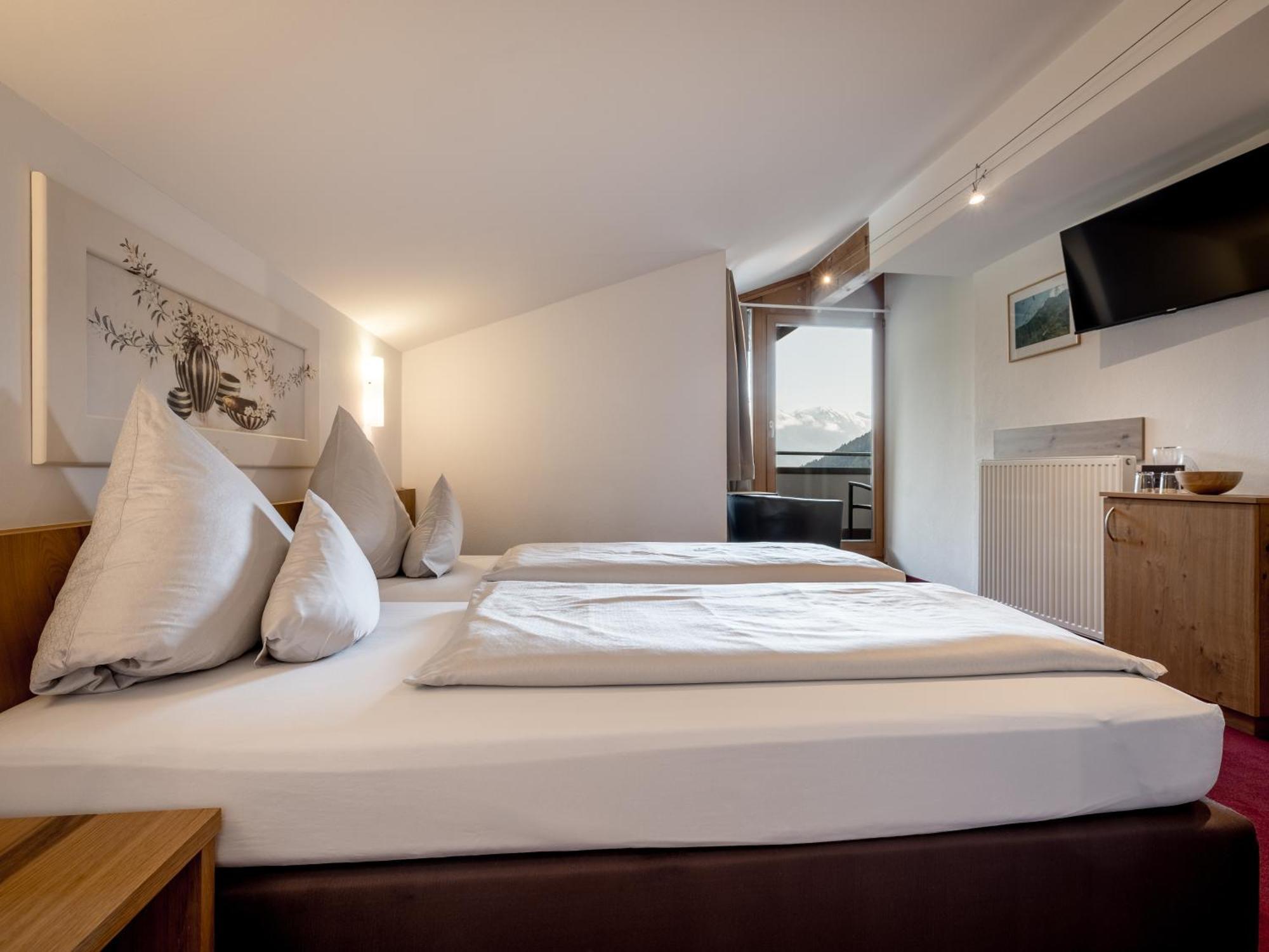 Отель Quality Hosts Arlberg - Haus Pepi Eiter Санкт-Антон-ам-Арльберг Экстерьер фото