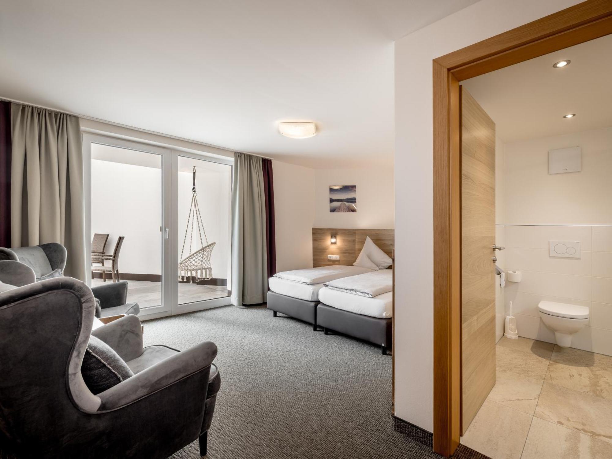 Отель Quality Hosts Arlberg - Haus Pepi Eiter Санкт-Антон-ам-Арльберг Экстерьер фото