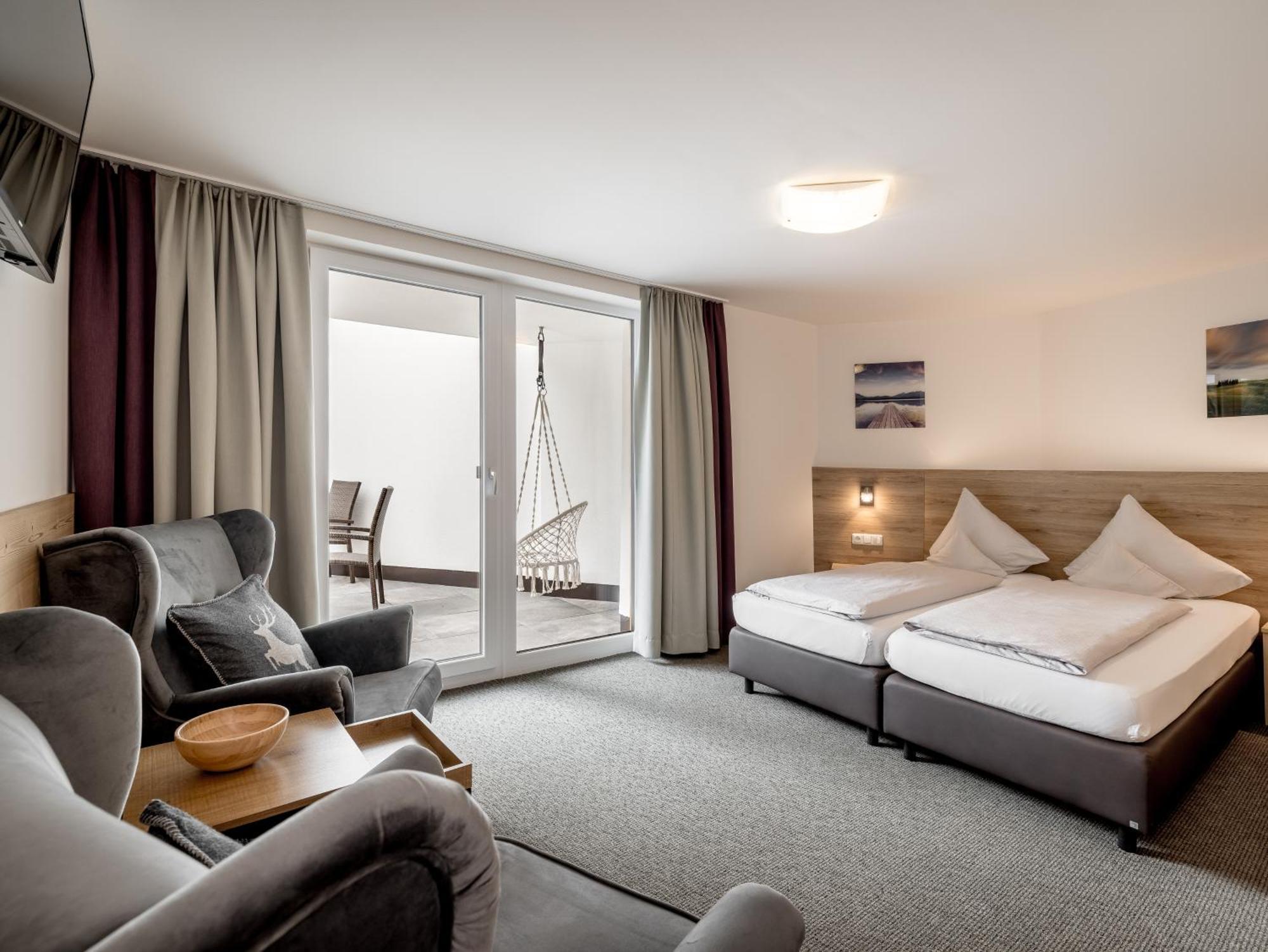 Отель Quality Hosts Arlberg - Haus Pepi Eiter Санкт-Антон-ам-Арльберг Экстерьер фото